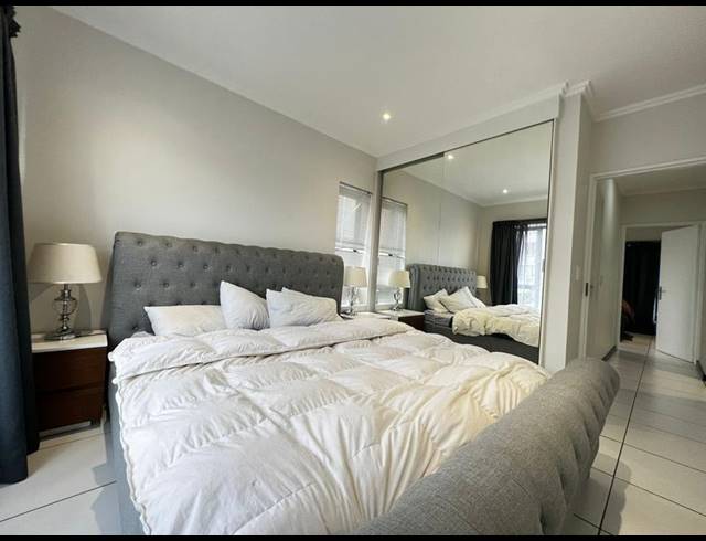 2 BEDROOM APARTMENT FOR SALE IN FOURWAYS